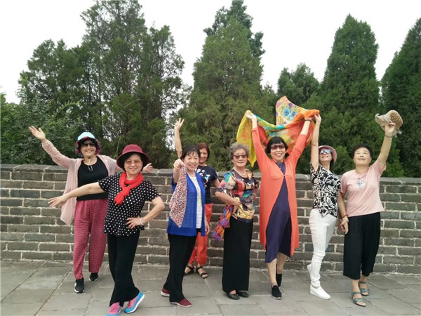 三五知己、姐妹情深